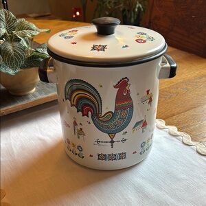 Rooster Design Enamel Cookware Pot